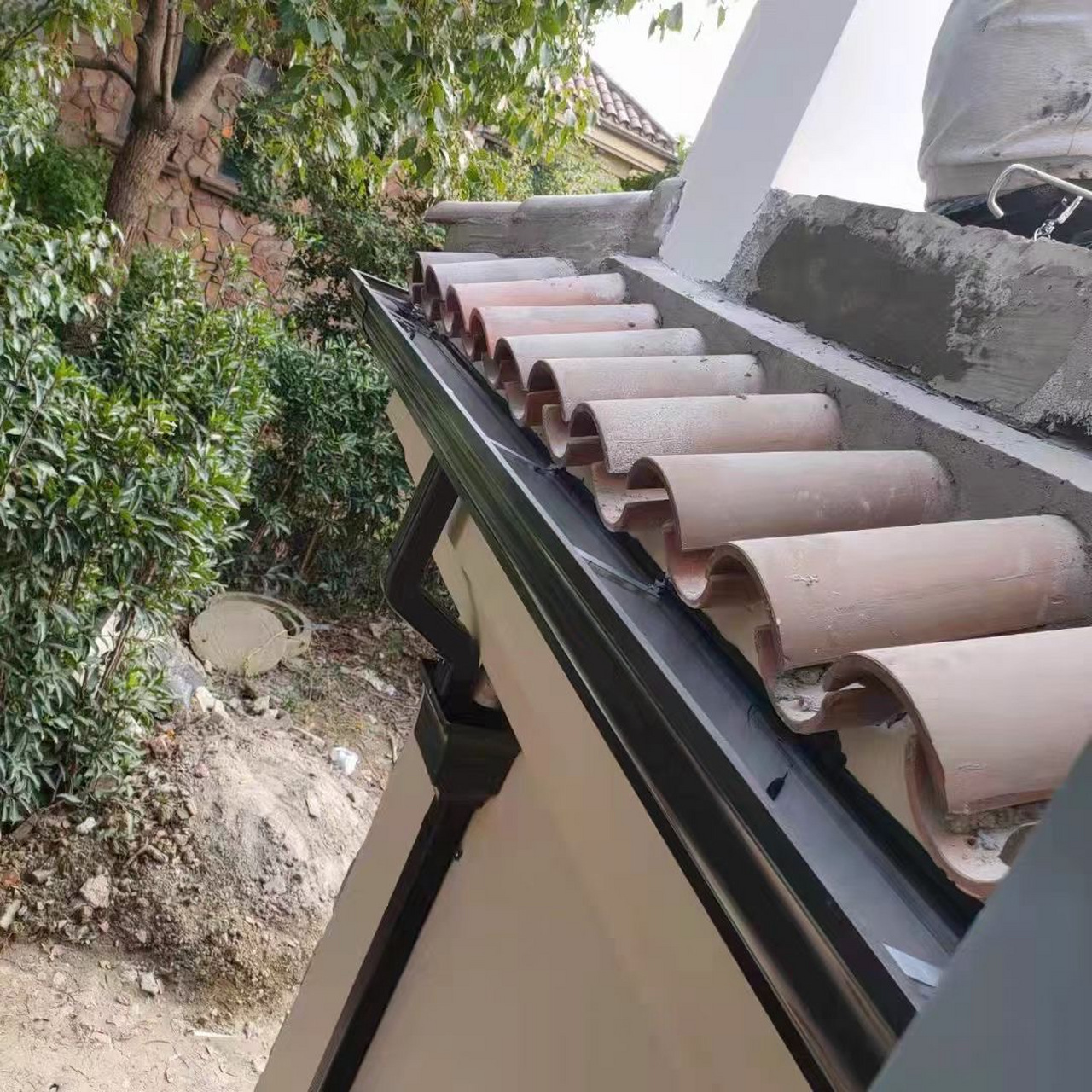 彩铝成品檐沟方形雨水管