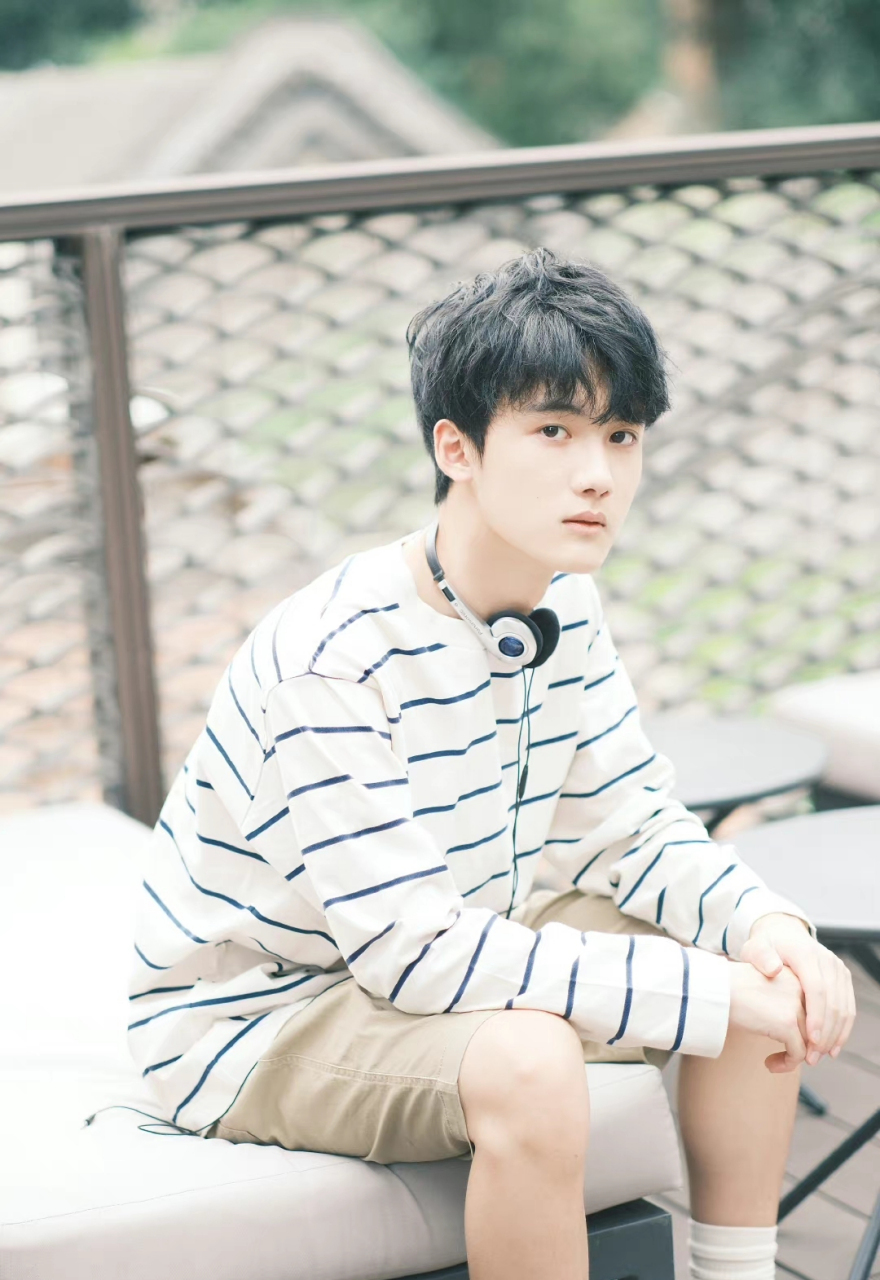 "宝藏男星"孙浠伦