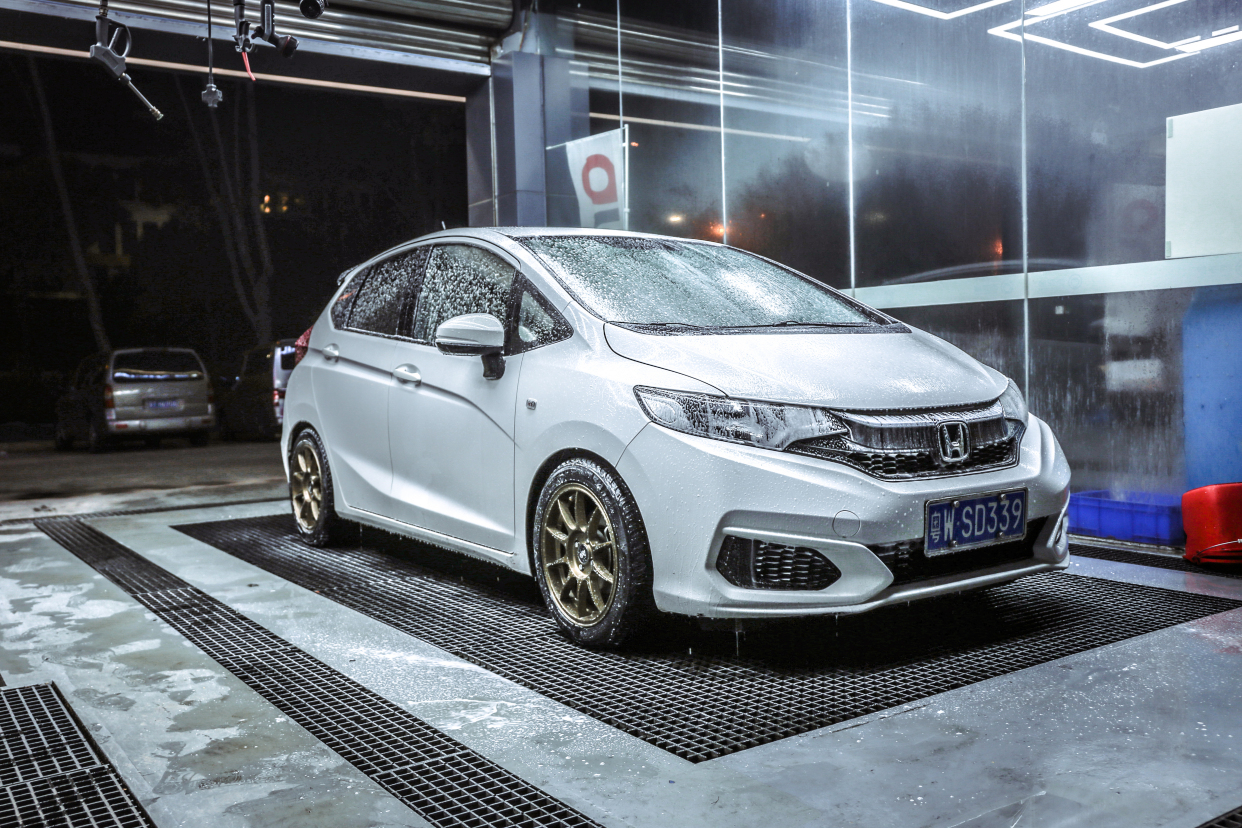 本田飞度改装16寸轮毂分享