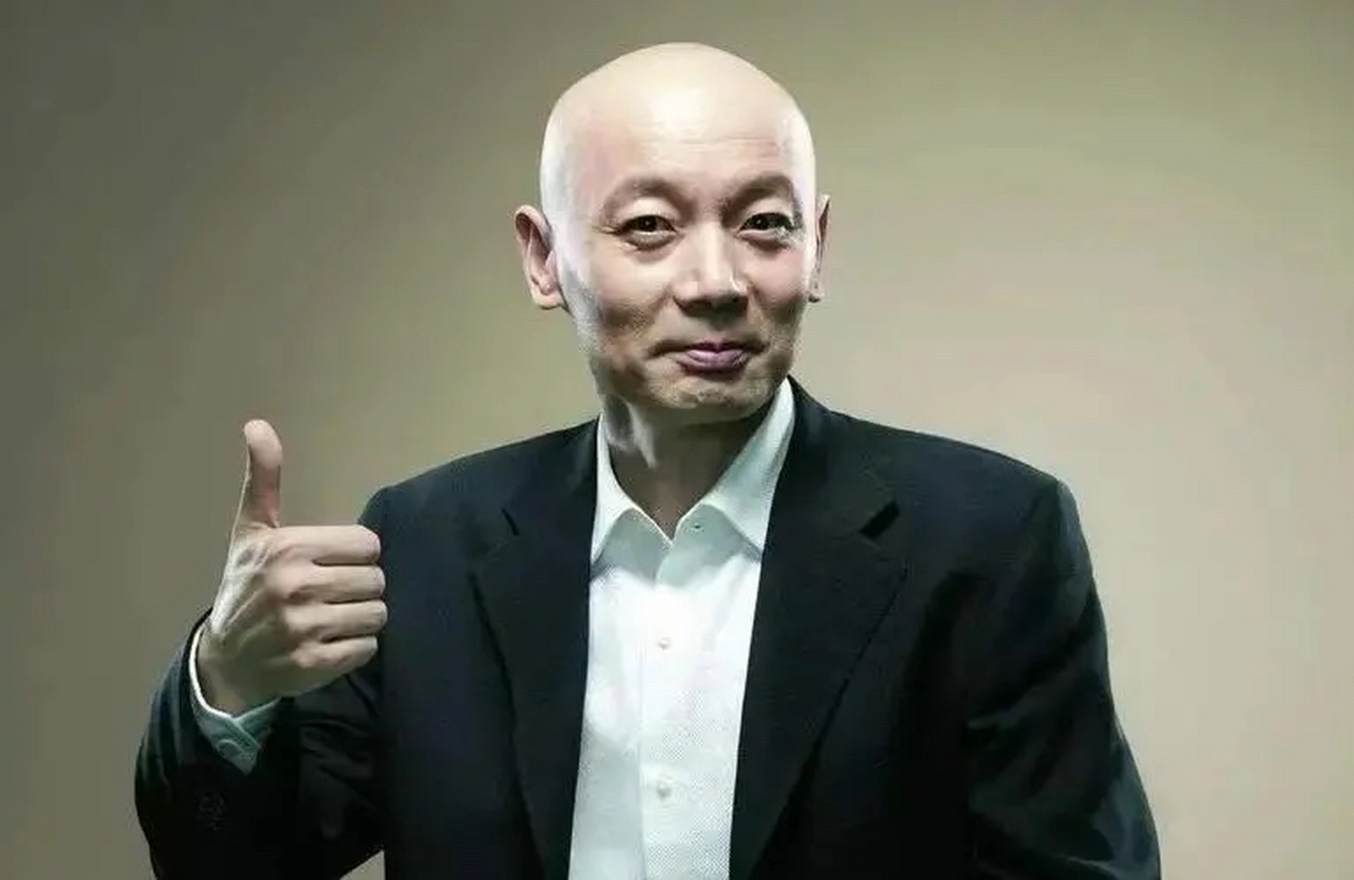 一天,丁克了18年的葛优,突然将一个男孩儿带回了家中.