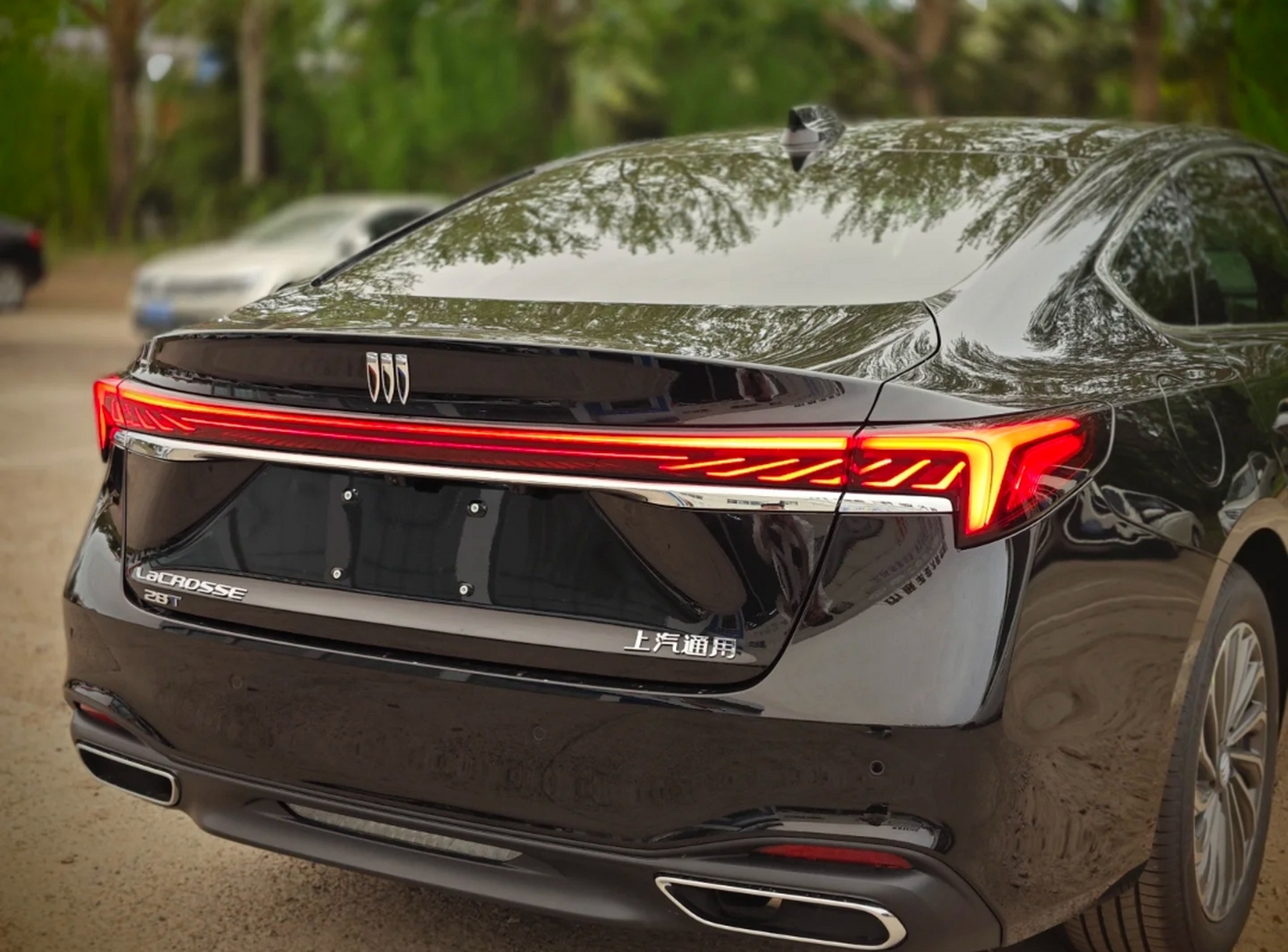 全新一代别克君越28t越尊版实拍图.