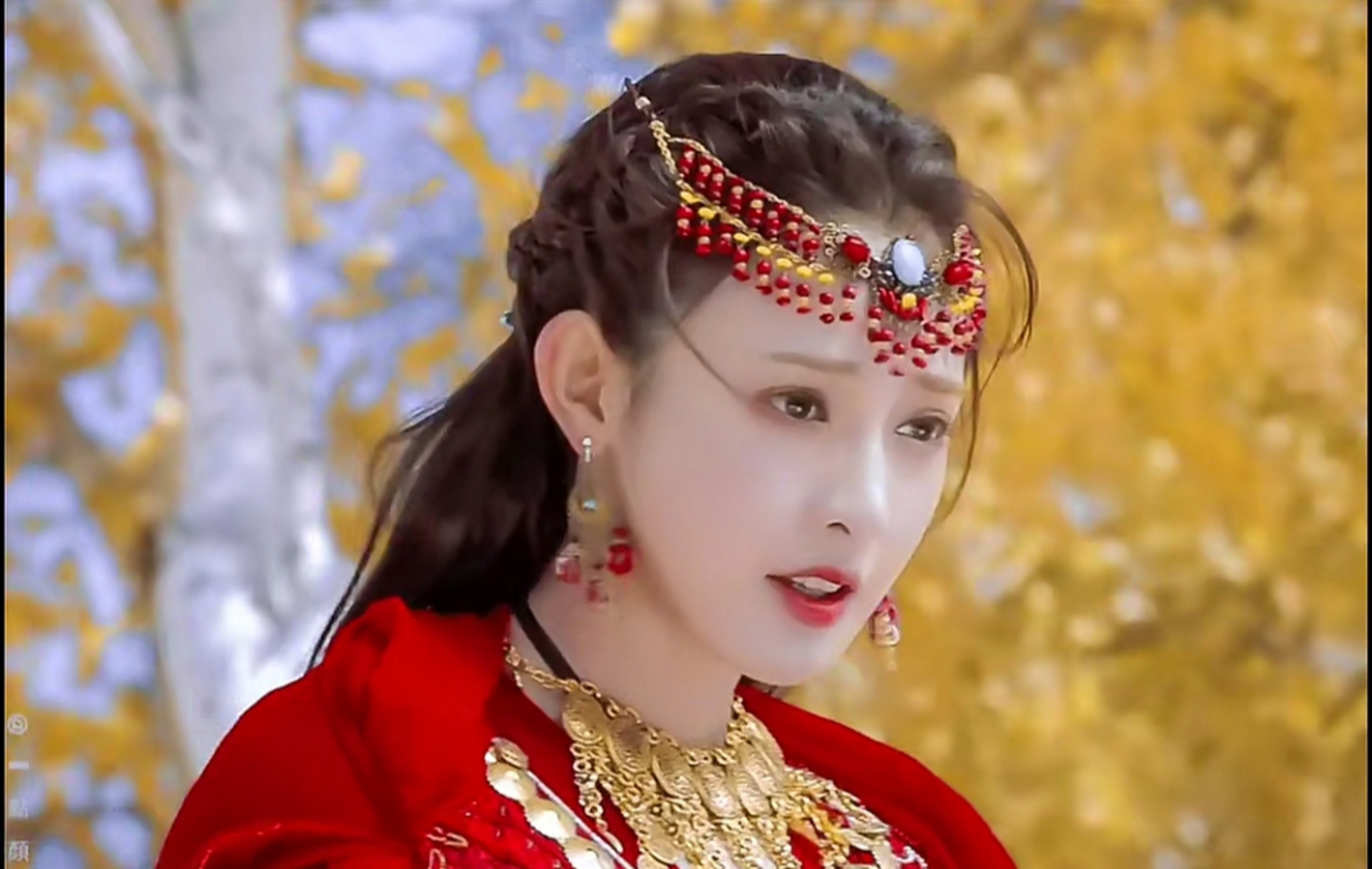 西州九公主小枫永远停留在那一身红衣#东宫# 彭小苒