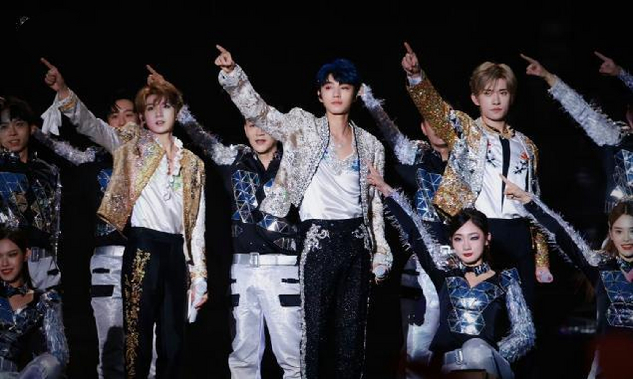 你知道tfboys十周年演唱会,优酷进账多少吗?