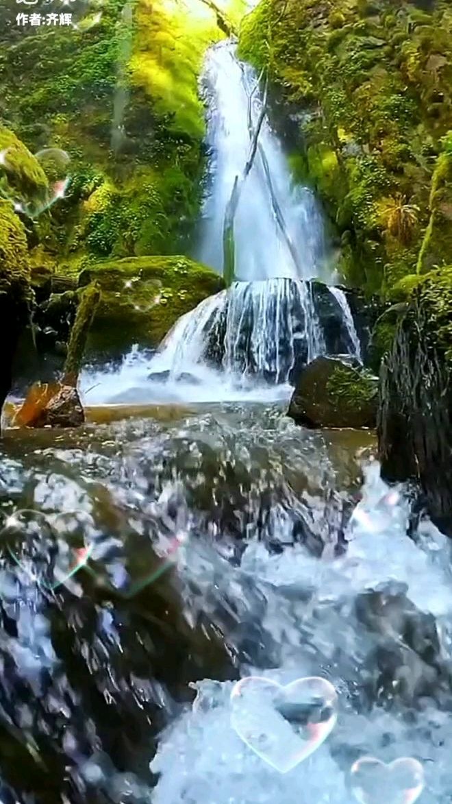 高山流水,景色如画.