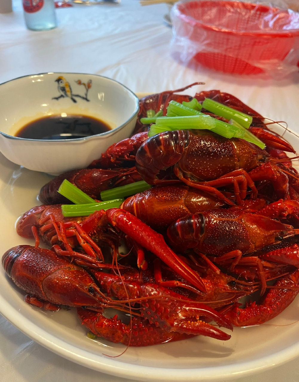 99淮安盱眙龙虾城 在这里生活太幸福了 一天两顿小龙虾吃饱真的太爽