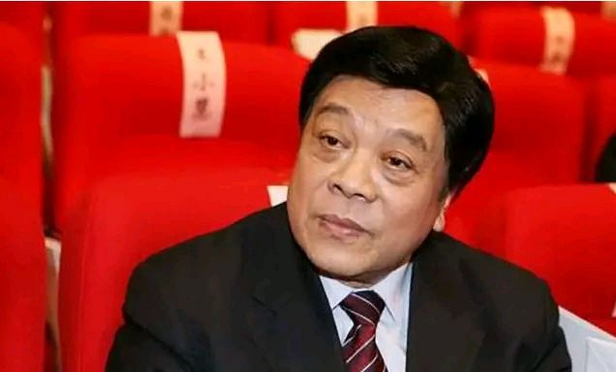 赵忠祥画的《五驴图》成交价77万,平均每平方尺高达35万.