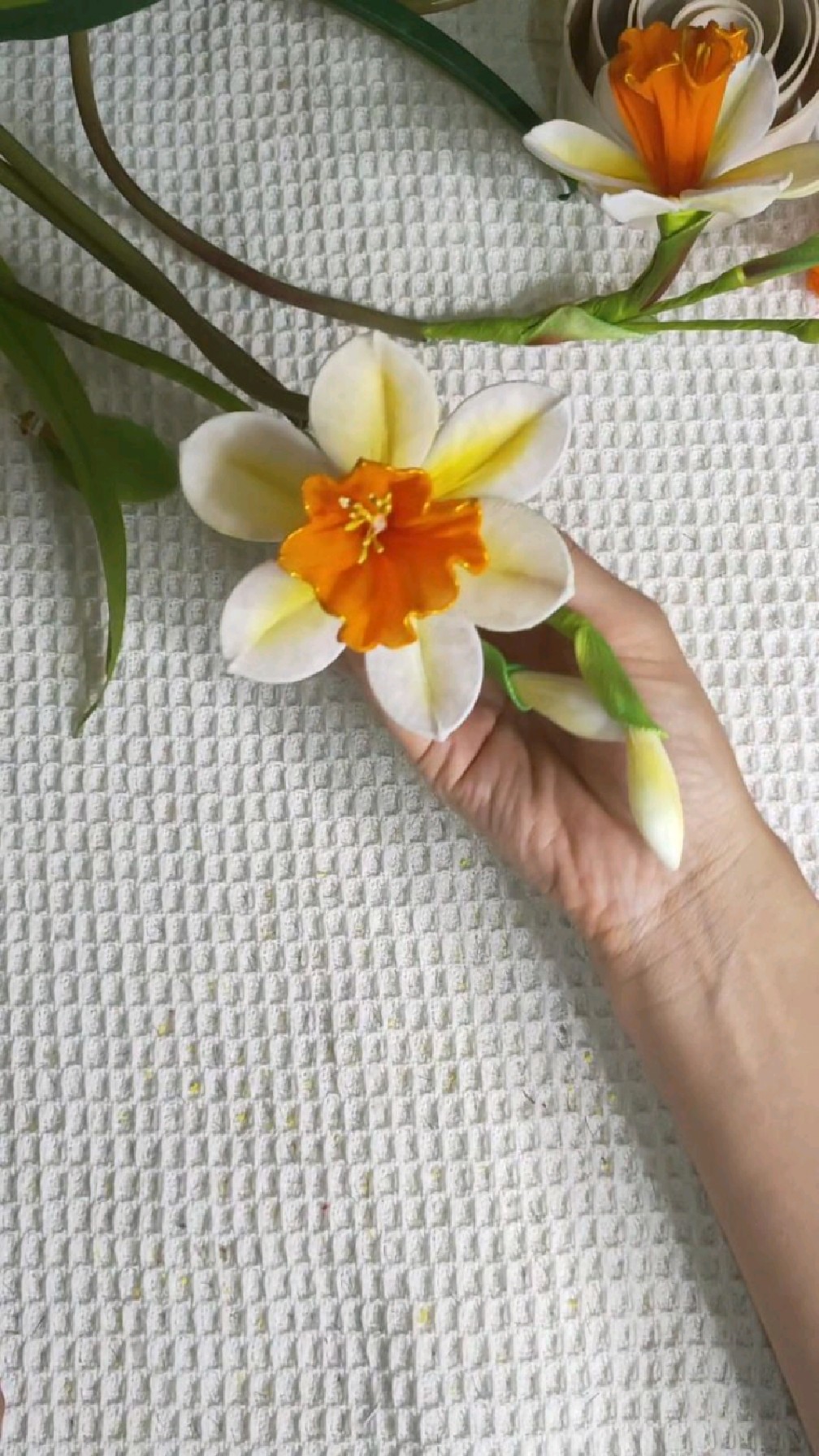 手工丝网花水仙制作过程花朵制作-度小视