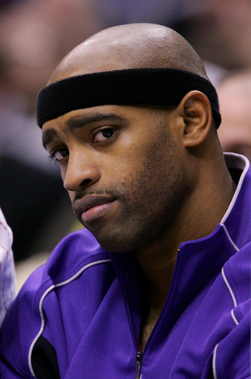 球员大头照:卡特 艾佛森 姚明&麦迪 詹姆斯 罗斯 科比 麦迪 科比