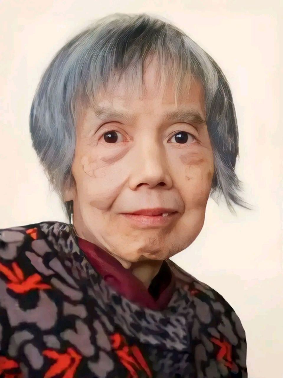 黄令仪老人家爱国主义情怀深厚!值得我们永远尊重敬重!