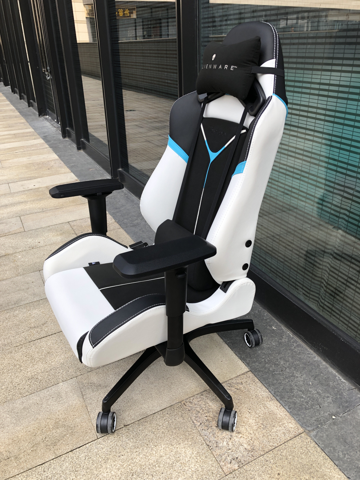 外星人电竞椅实拍