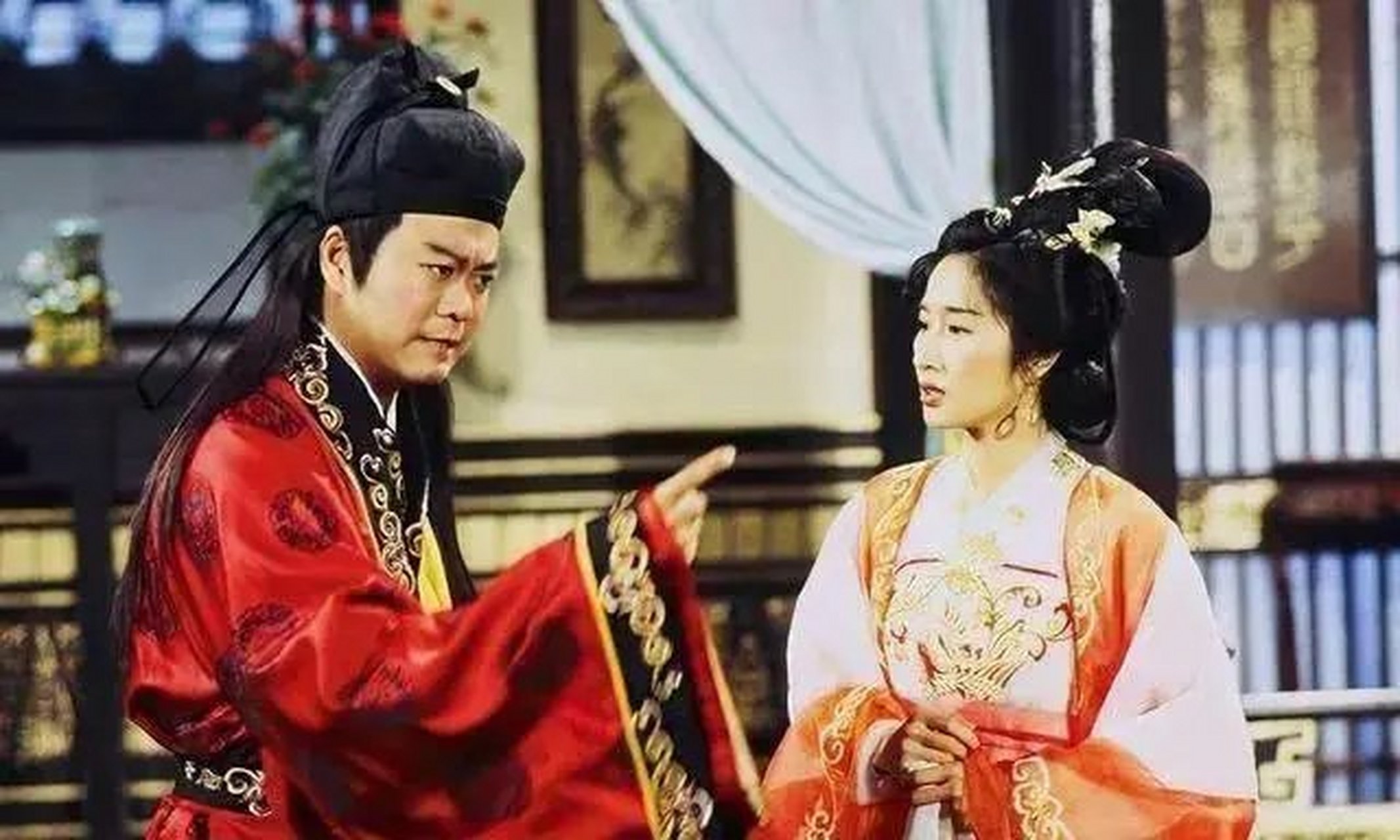 公元767年,郭子仪七十大寿,问儿子郭暧:"今日老夫大寿,为何不见儿媳升