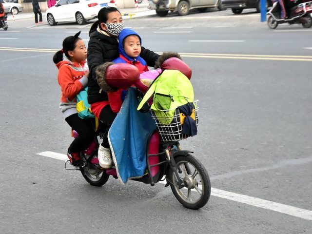 送孩子上学的体验