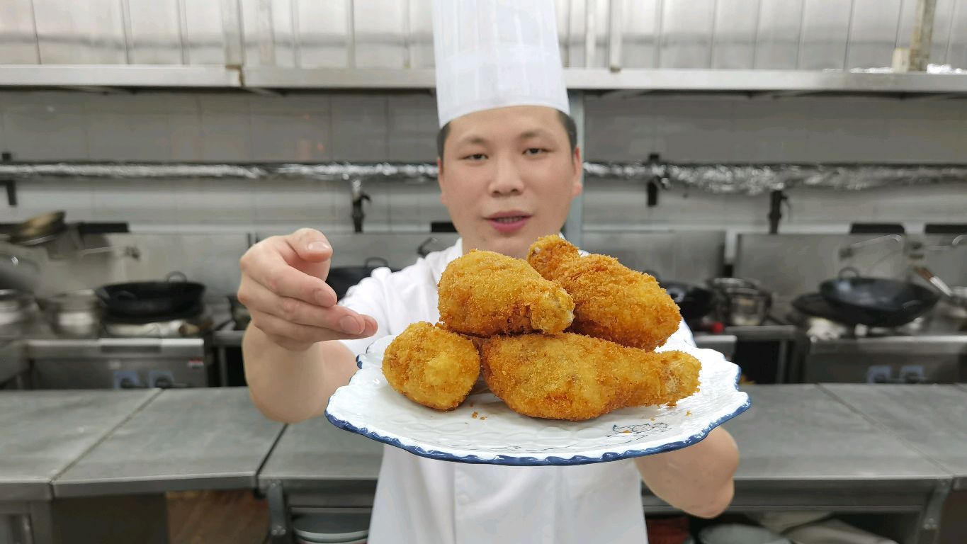 大厨分享炸鸡腿的制作方法，学会不用再点外卖了，操作简单好吃