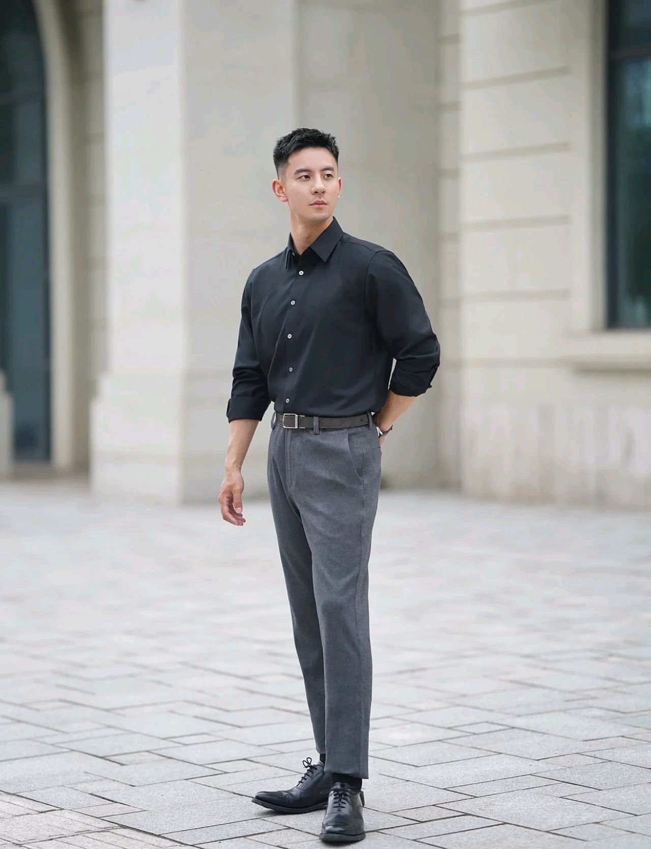 男士英伦雅痞风搭配,展现潮流个性,打造非凡品味