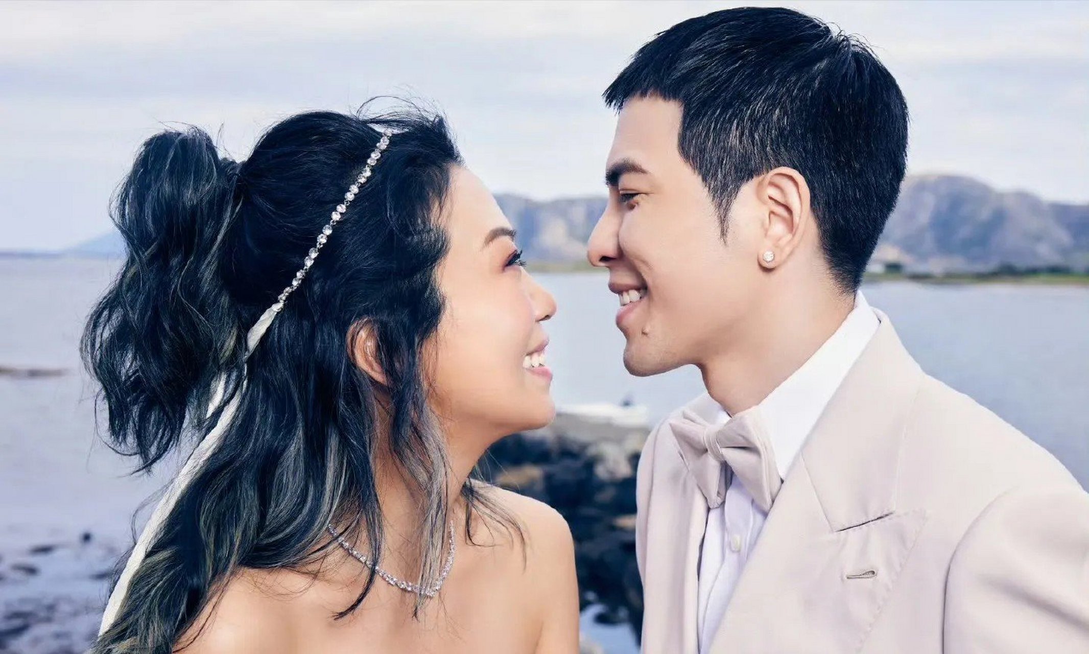 萧敬腾与经纪人林有慧喜结连理,圆满婚礼感动众人  10月19日,萧敬腾在