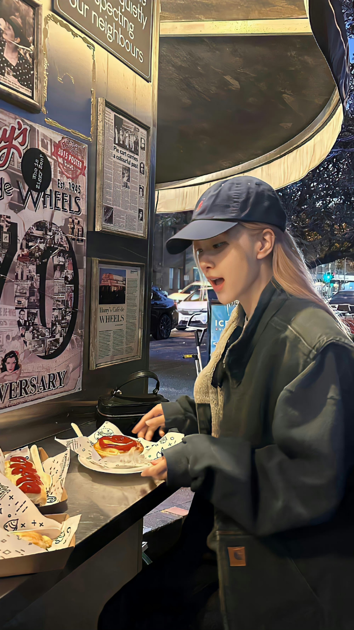 rose朴彩英壁纸分享7815#rose朴彩英# #韩国女团