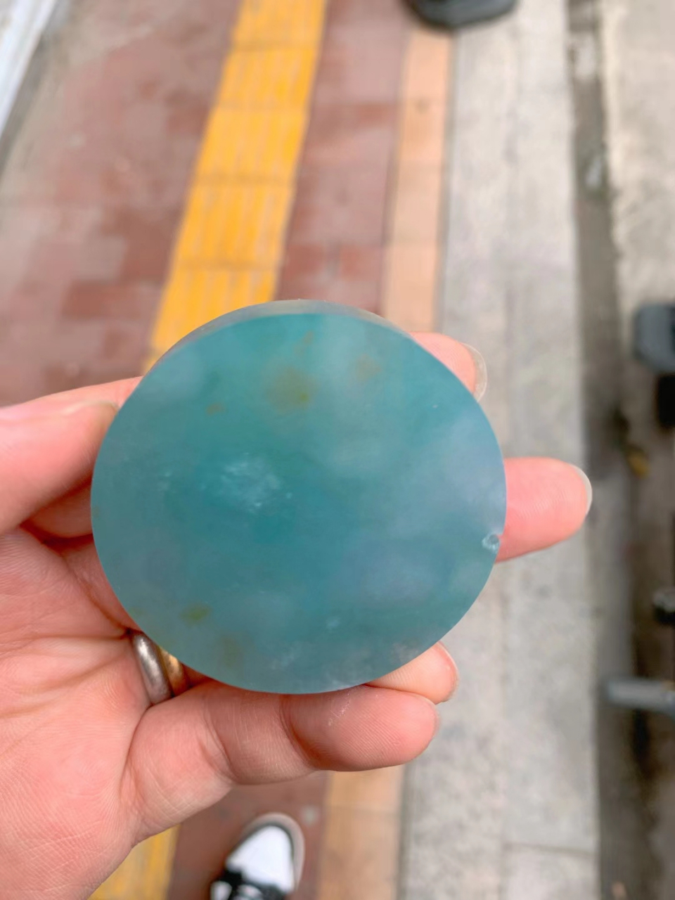 翡翠# 冰种天空蓝飘花手镯心 洒金 完美尺寸53-13  冰透有质量