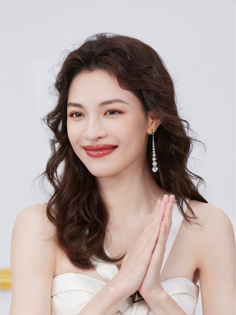 情迷西西里95给钟楚曦做的意式风情卷|||这次给楚曦做的卷发,打造