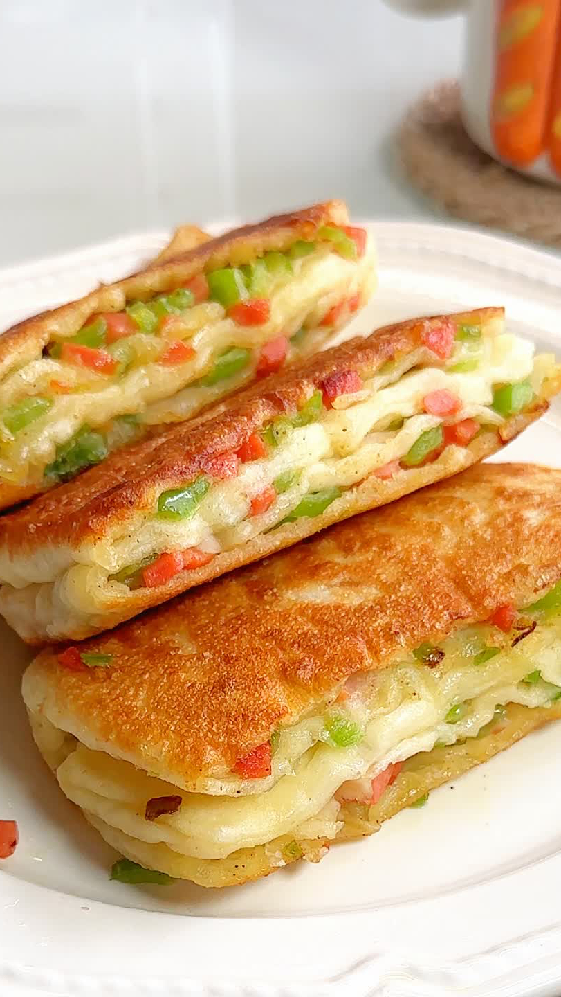 小时候校门口的青椒火腿饼最怀念这个味道