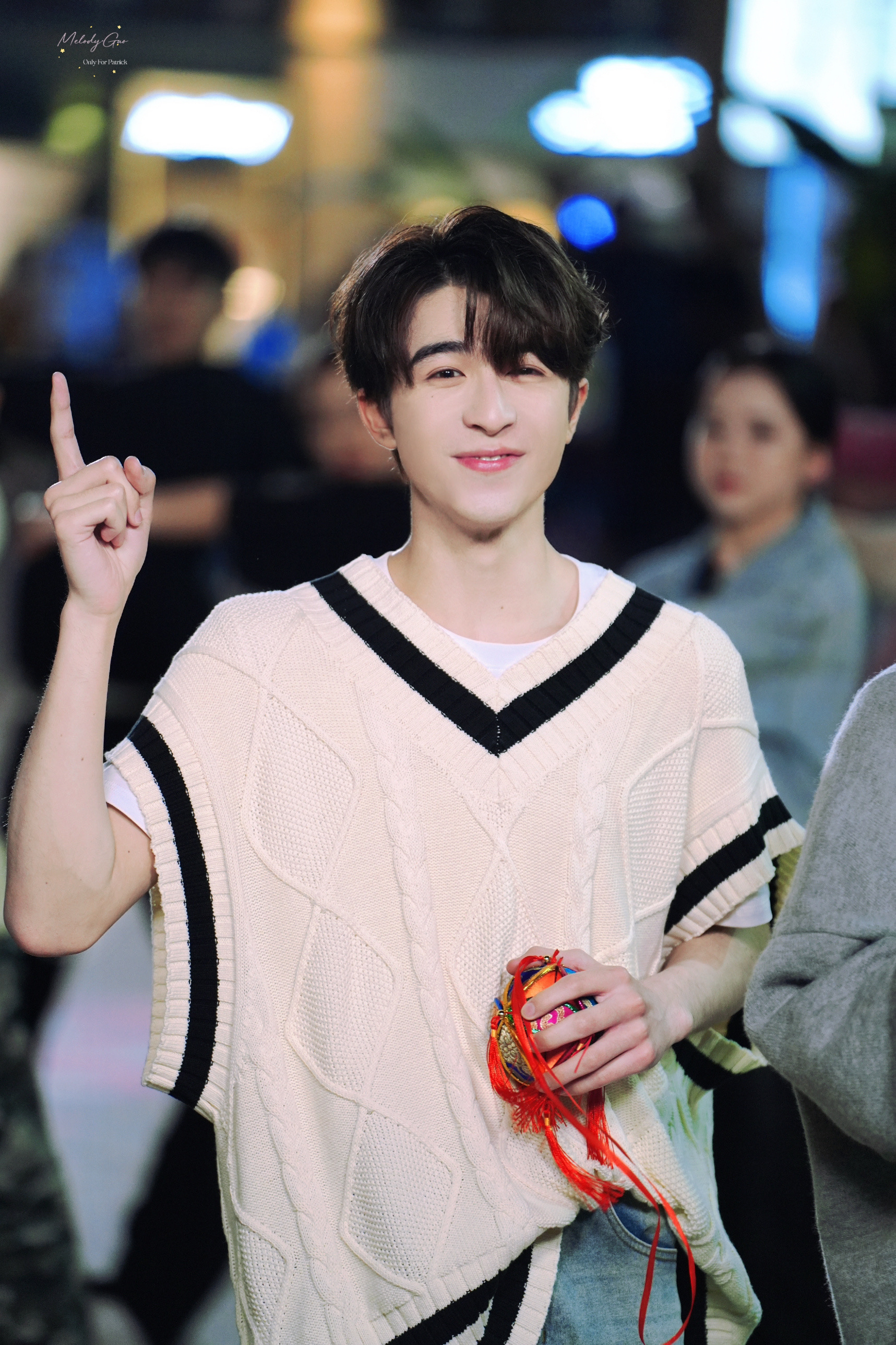 泰星尹浩宇pat现身中国南宁对山歌