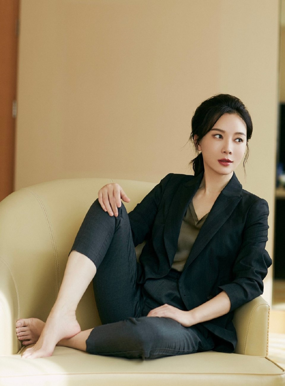 陈数是多少人心中的女神,太有女人味了,妩媚动人,韵味十足.#陈数