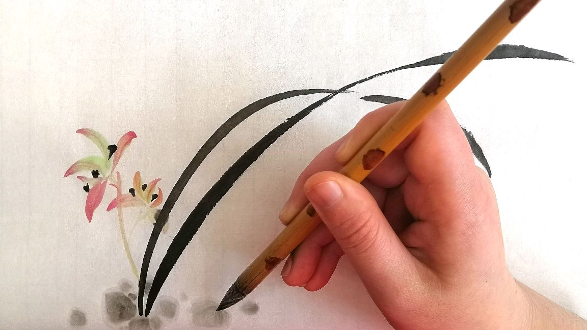 国画:画兰花从简单的学起,易学易掌握