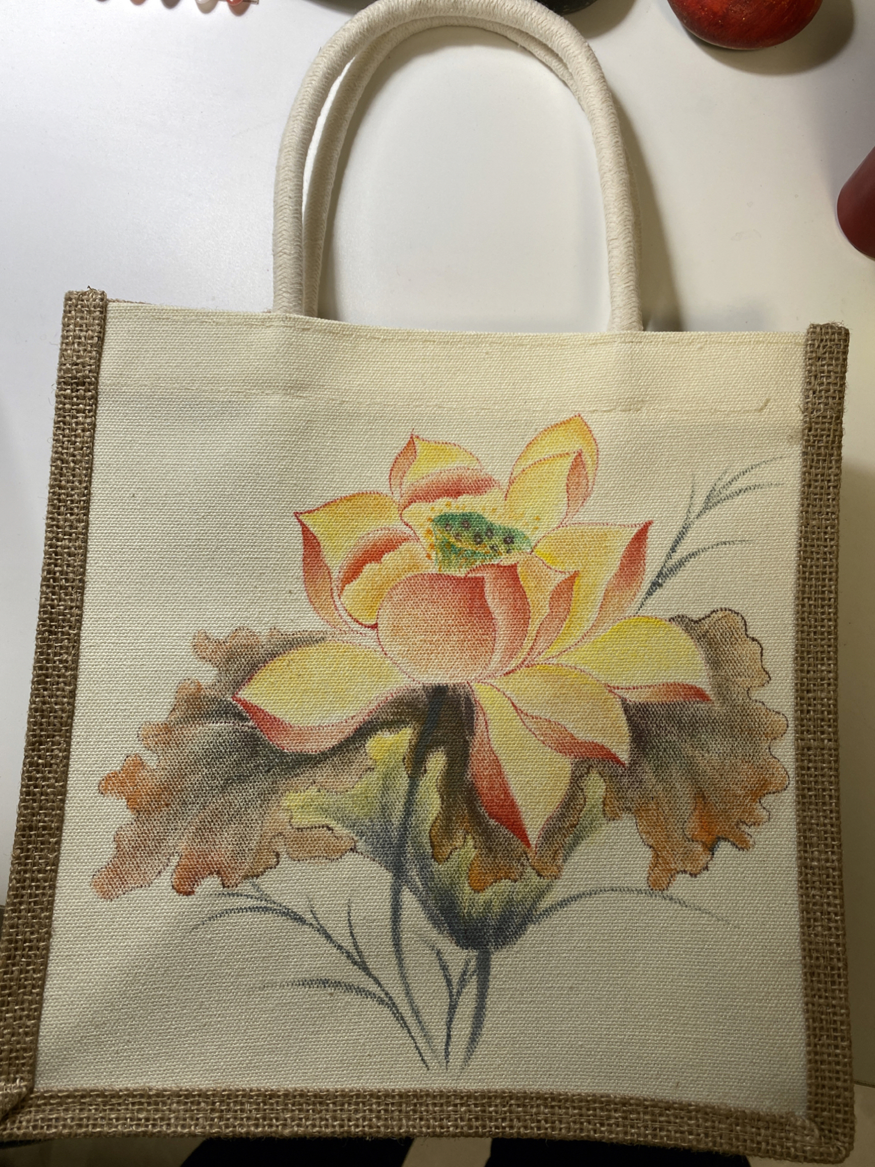 逸纹彩绘在包包上画花