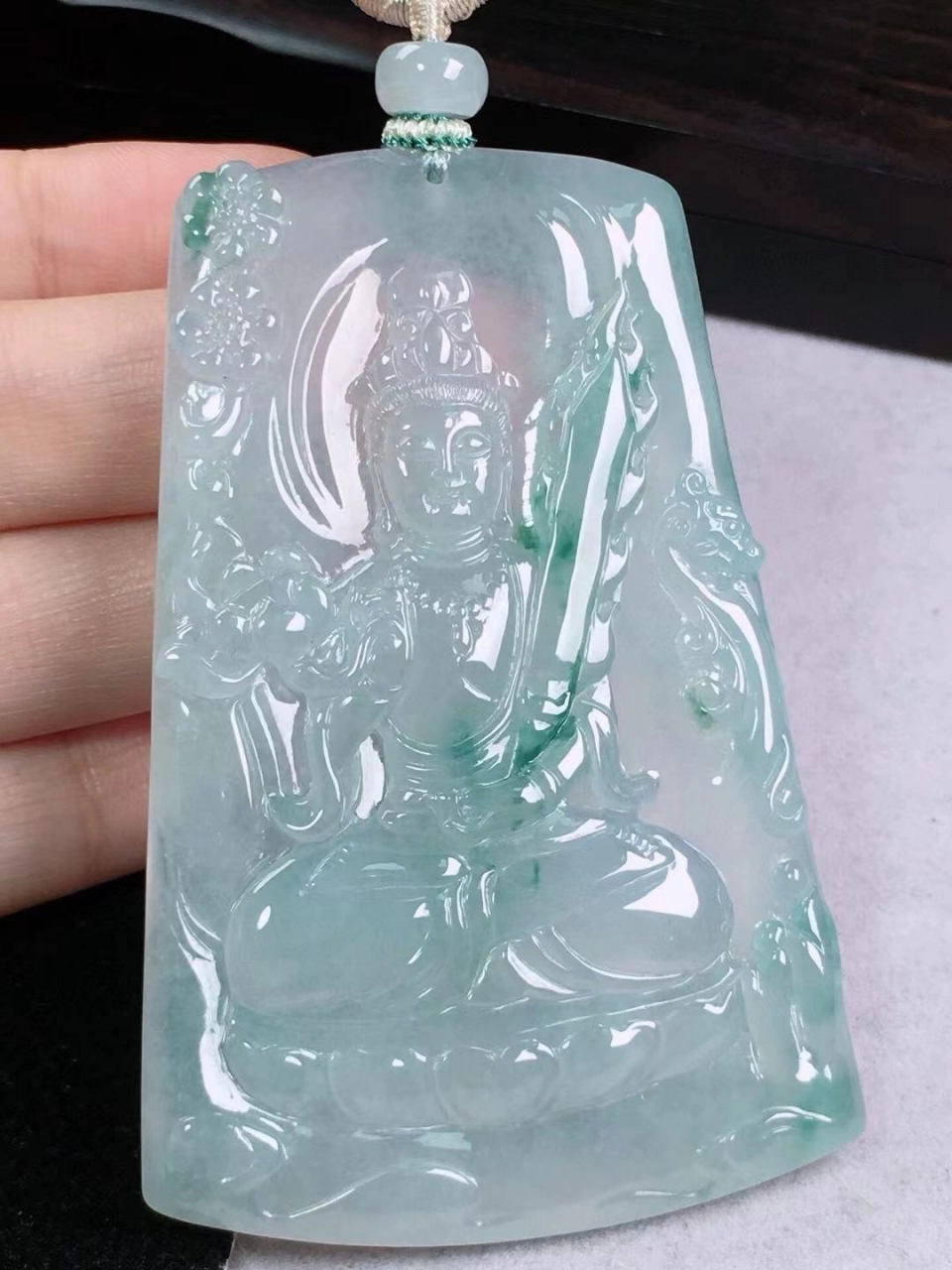 高品质的飘花虚空藏菩萨#翡翠# #手艺人