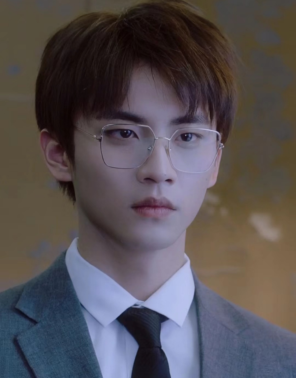 陈鑫海凭借《最食人间烟火色》中景琛一角爆火出圈 并获封"四月男友"