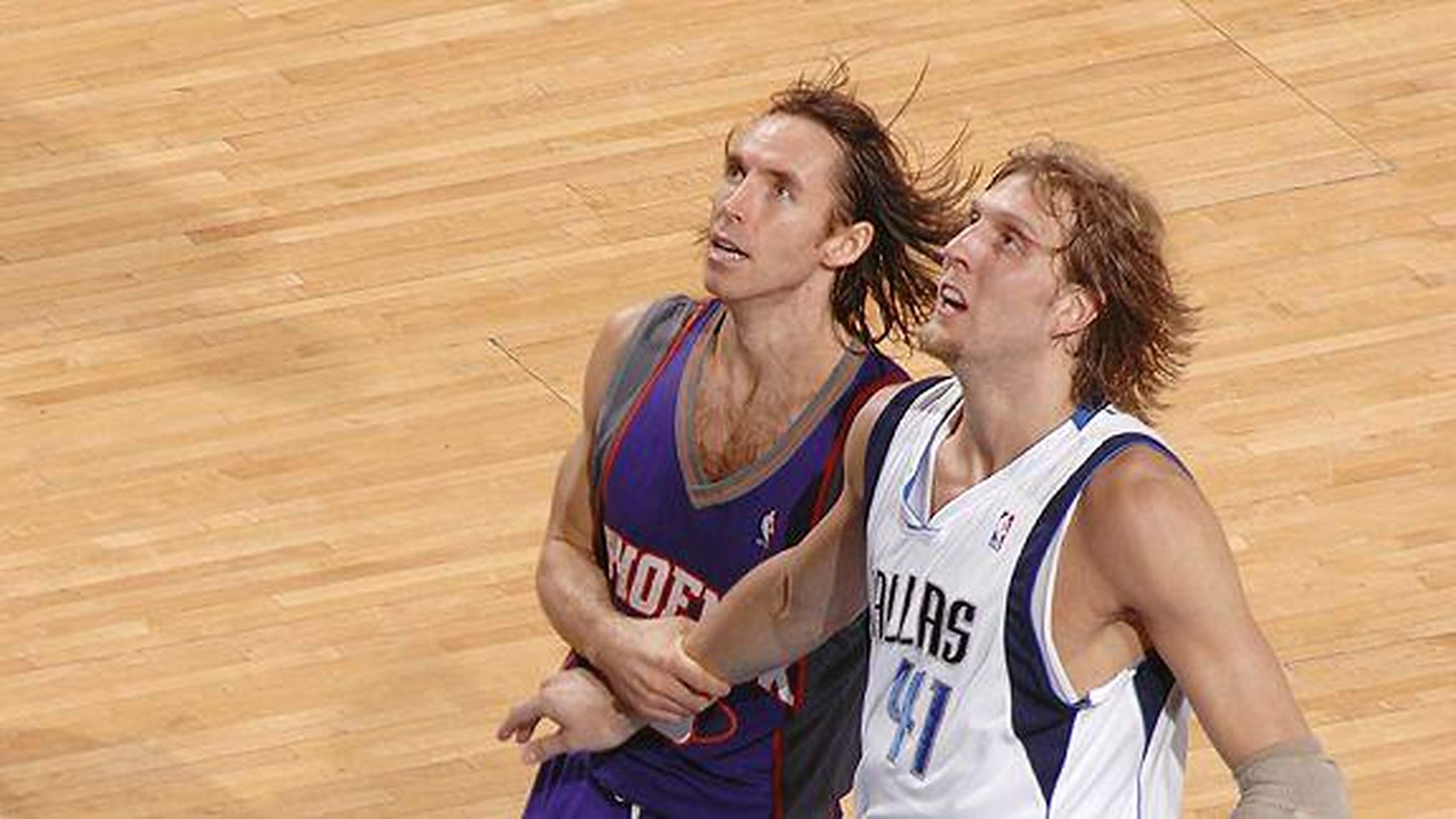 名人堂官方宣布,杰森-基德和史蒂夫-纳什将担任德克-诺维茨基的引荐人