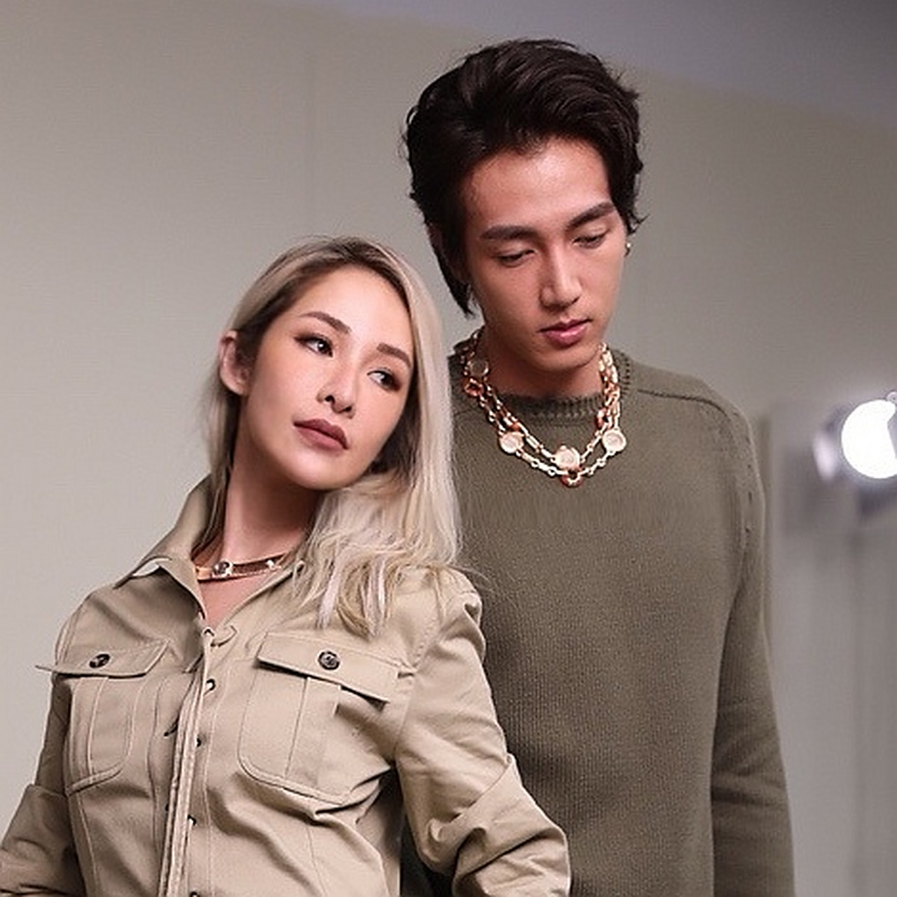 萧亚轩前男友黄皓疑似与邻居结婚# 铁打的萧亚轩,流水的小鲜肉!