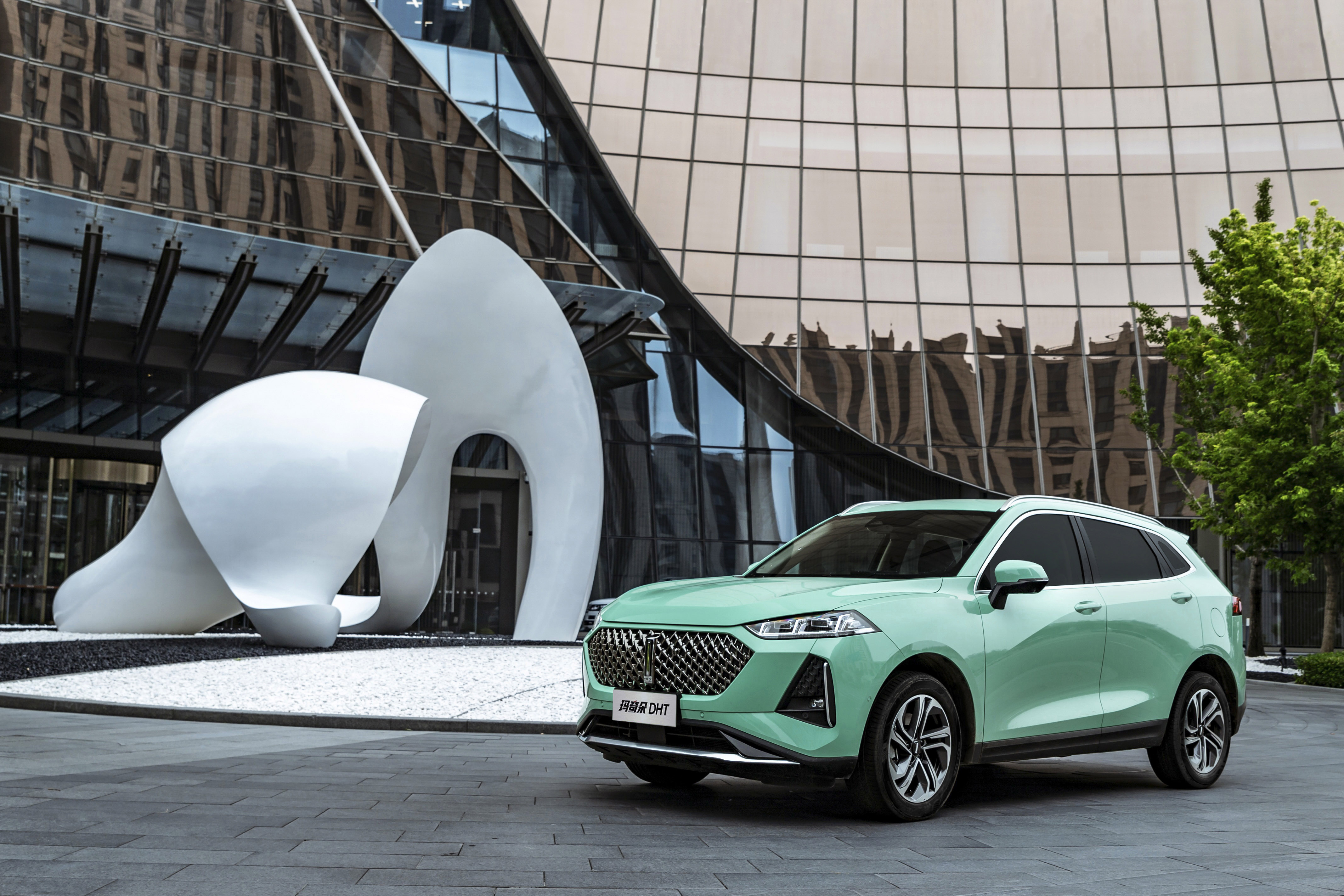 魏牌玛奇朵dht助力假期嗨玩计划!硬核智能配置很省心