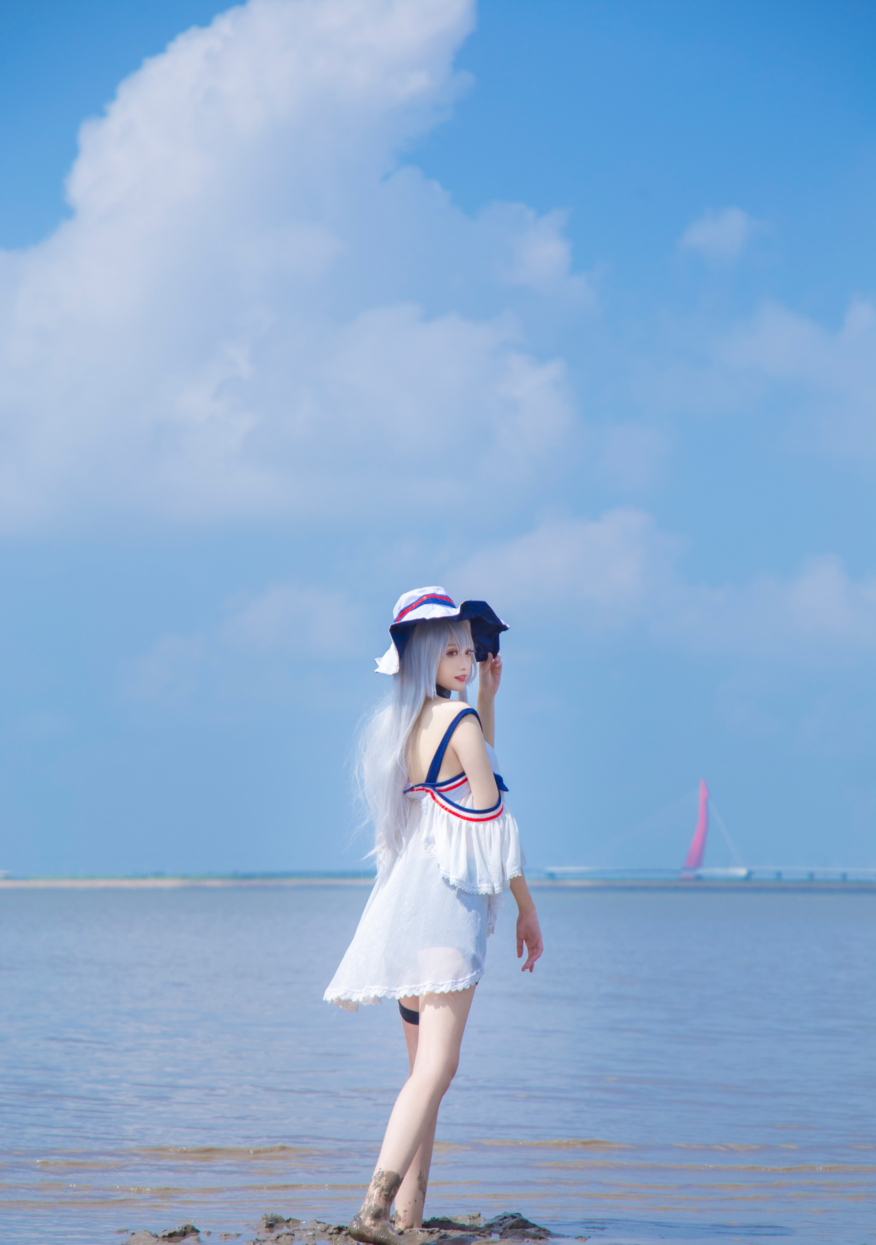 斯卡蒂泳装cos,小姐姐肤白貌美大长腿,实在是太好看啦