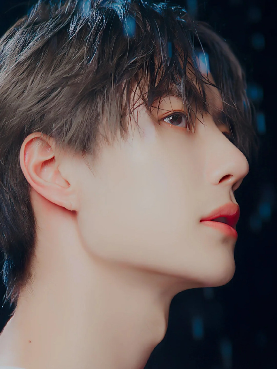 这下颚骨真诱人 #王一博