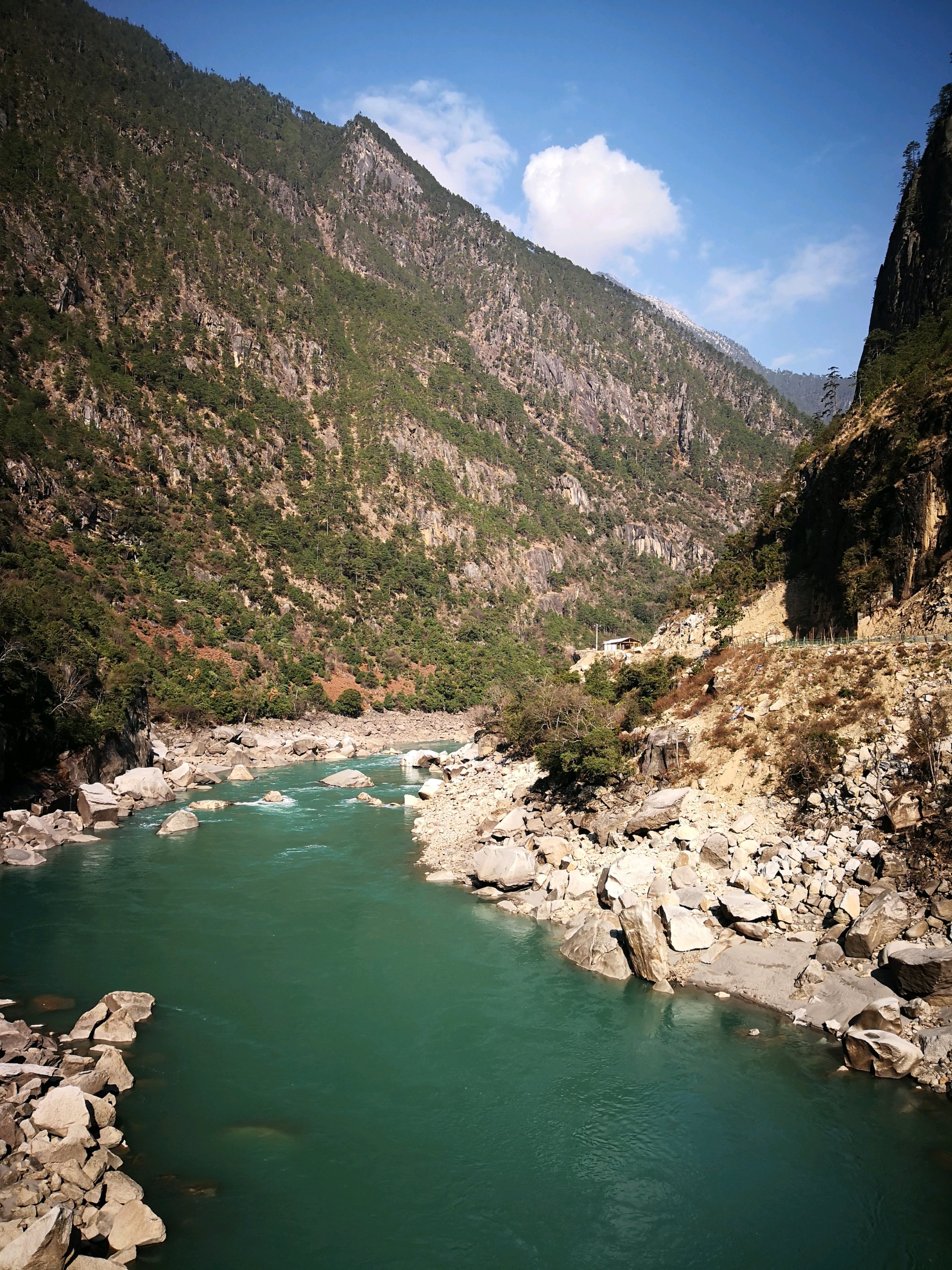 怒江大峡谷,来自大自然的天然美景,名震天下值得去探索和游玩