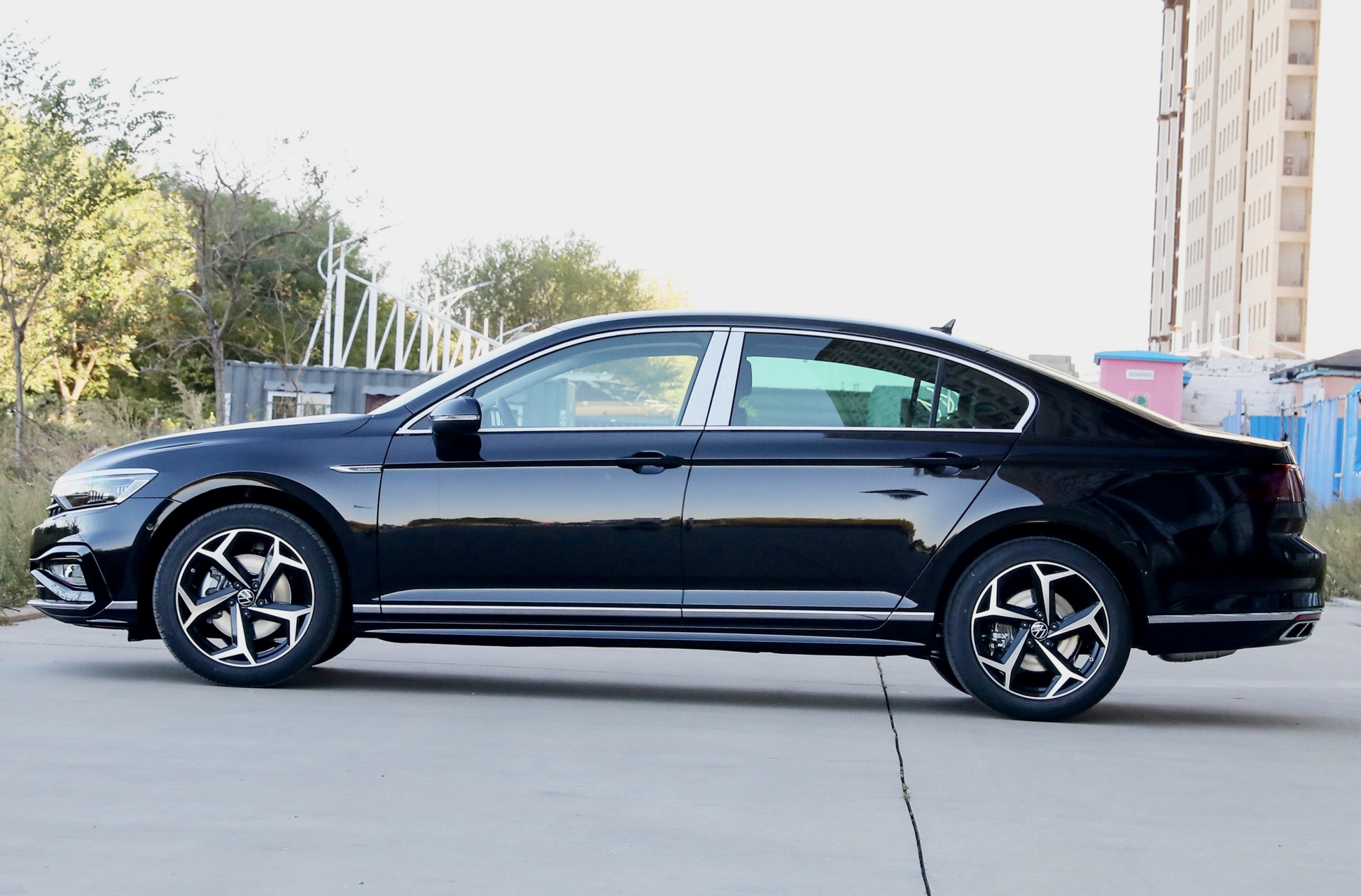 大众迈腾2023款200万辆纪念版,有多少人买到了?