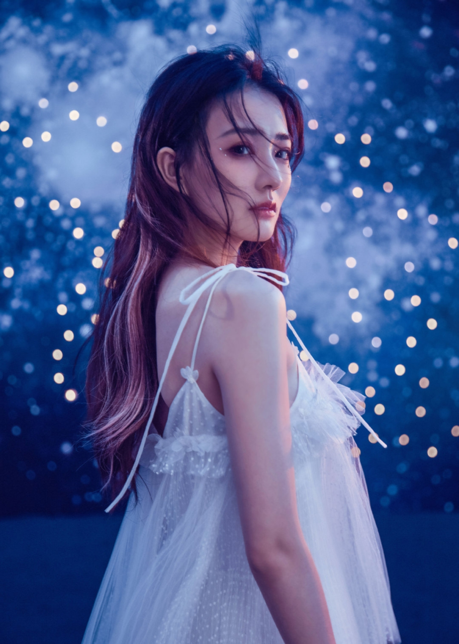 徐璐高清壁纸头像(十八)[鲜花]