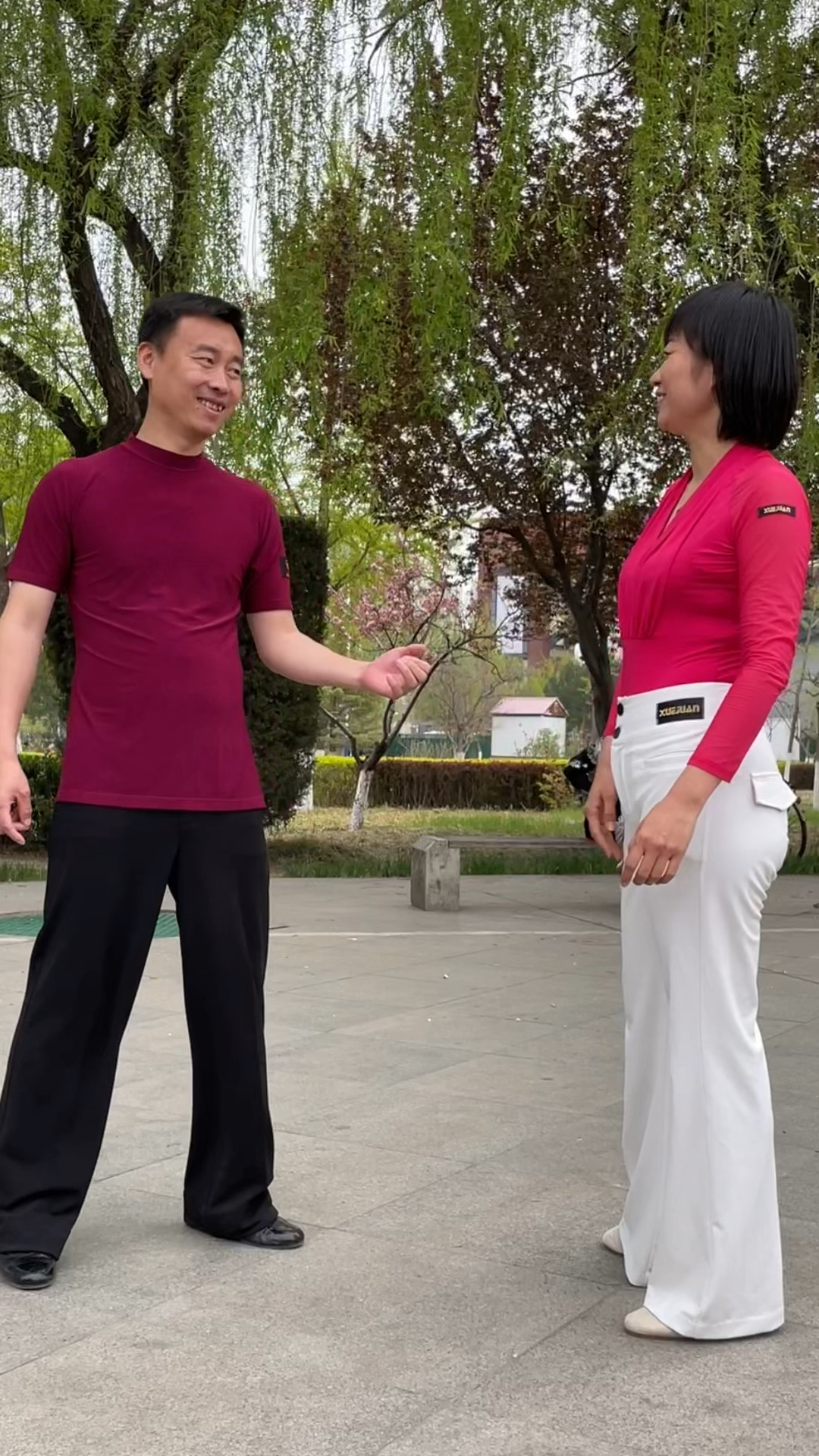 唐山滨芳兄妹组合