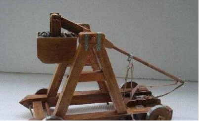 三国曹魏的先进军事器械——"霹雳车"