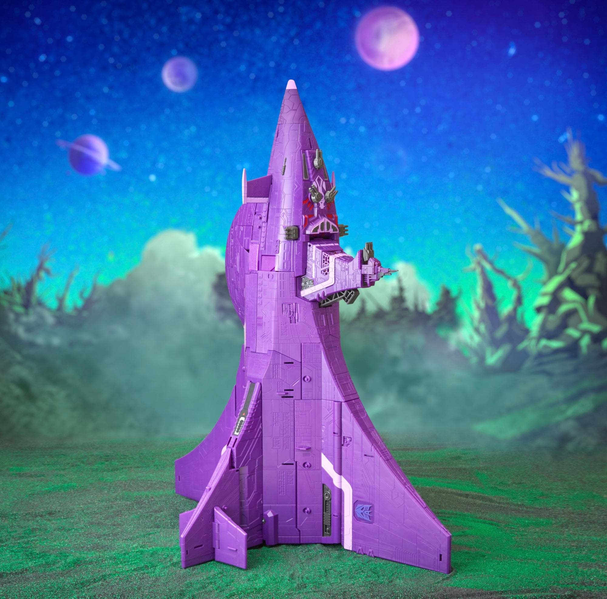 模型欣赏:变形金刚 传世进化 泰坦级 报应号