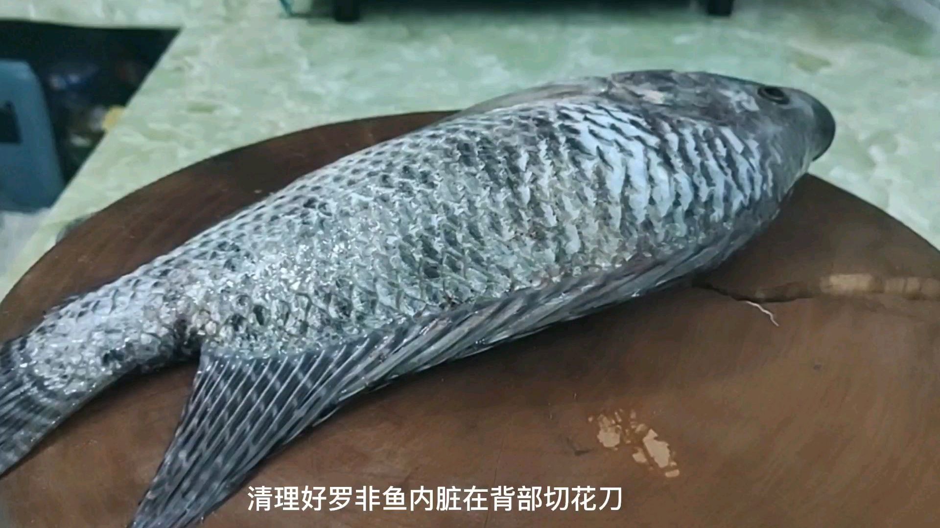 剁椒鱼简单家常的做法,香辣美味,不会做饭的你看了也能学会