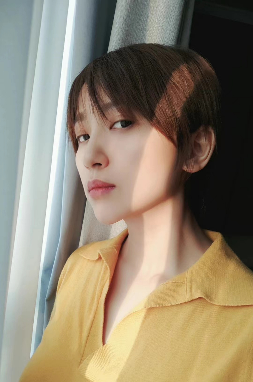 短发也是很美呢#解惠清 广告代言约起来吧