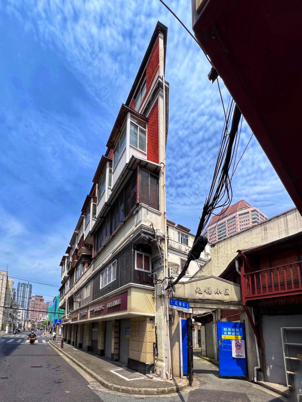 打卡上海的"纸片楼".