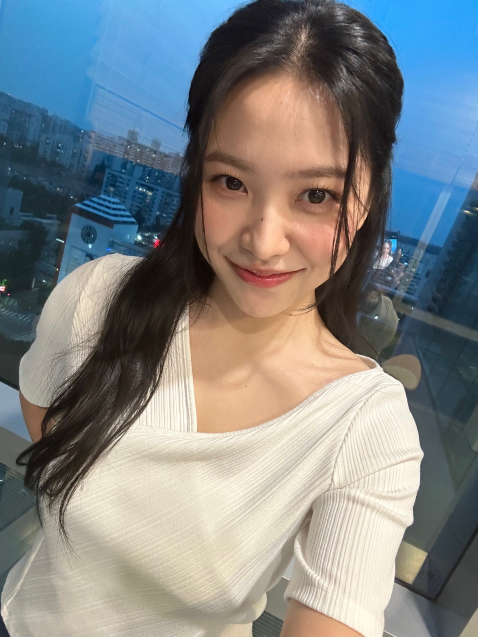 零距离接触展现真实,美得理所当然#性感美女# #娱乐最前沿