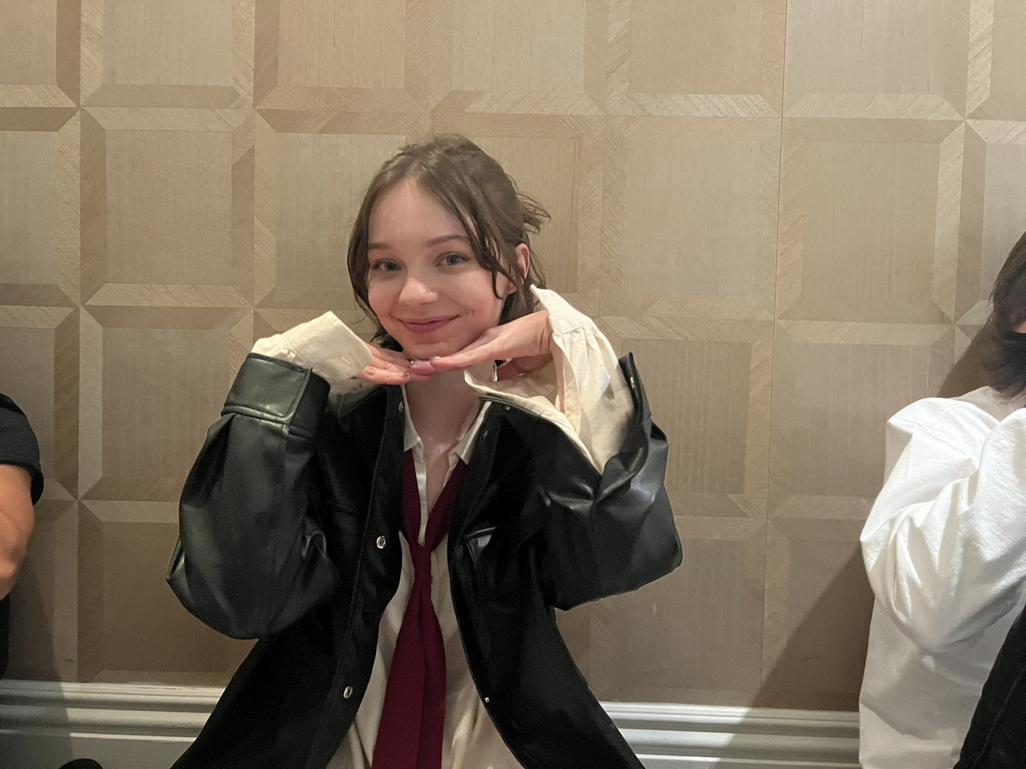 「收藏神颜」"小狼女"艾玛·迈尔斯(emma myers)