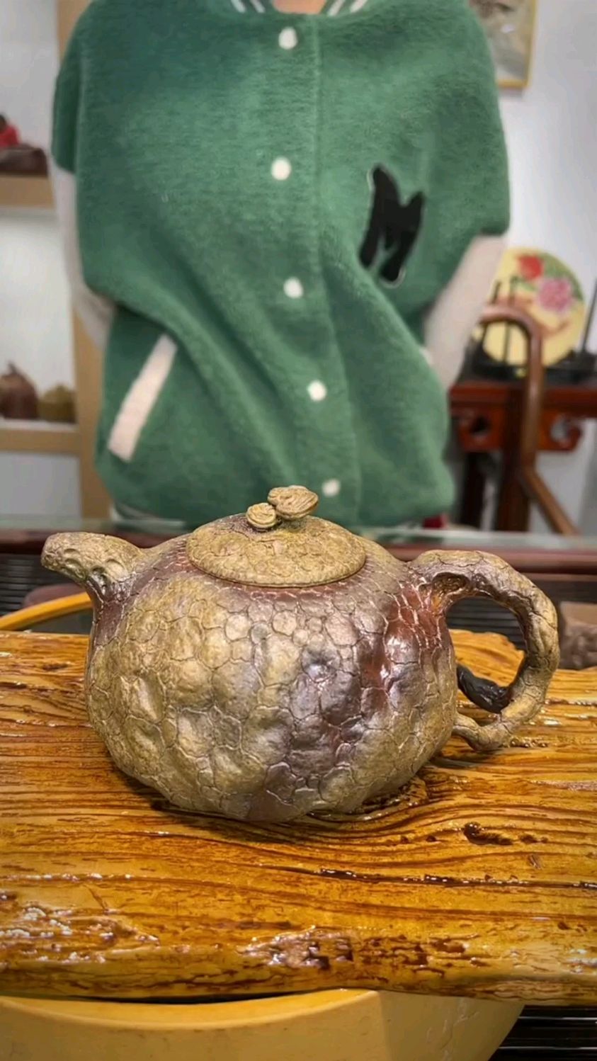 紫砂供春壶的由来你知道吗?-度小视