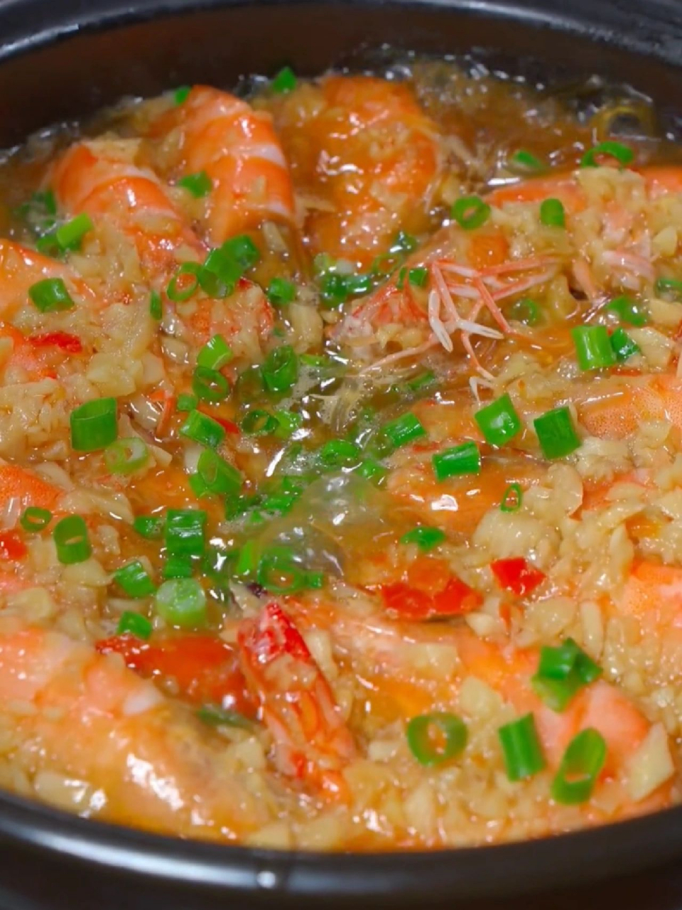 蒜蓉粉丝鲜虾煲! 好吃的已经不想多说话,姐妹!一定要试试! 真的很香