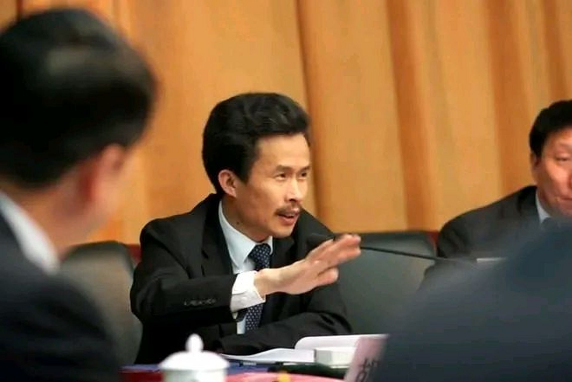 徐国忠:1963年出生于江苏常州,现任江苏国茂减速机集团董事长,国茂