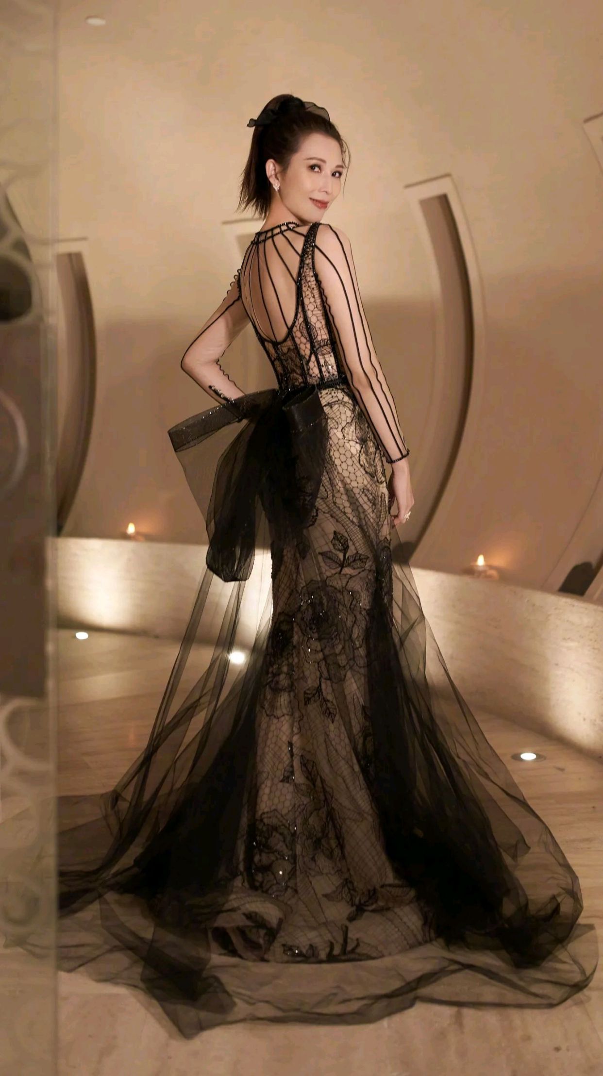 蔡少芬高清写真魅力十足,优雅性感,风姿绰约