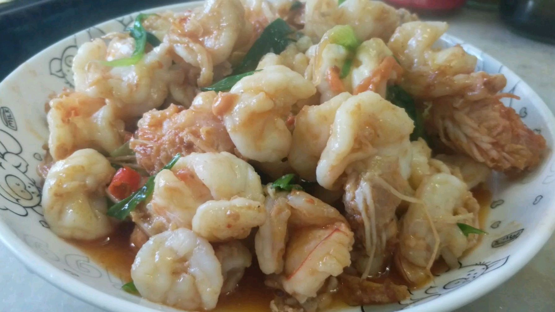 看看我闺蜜大海虾的“土豪”做法,肉质肥美香浓,收藏了